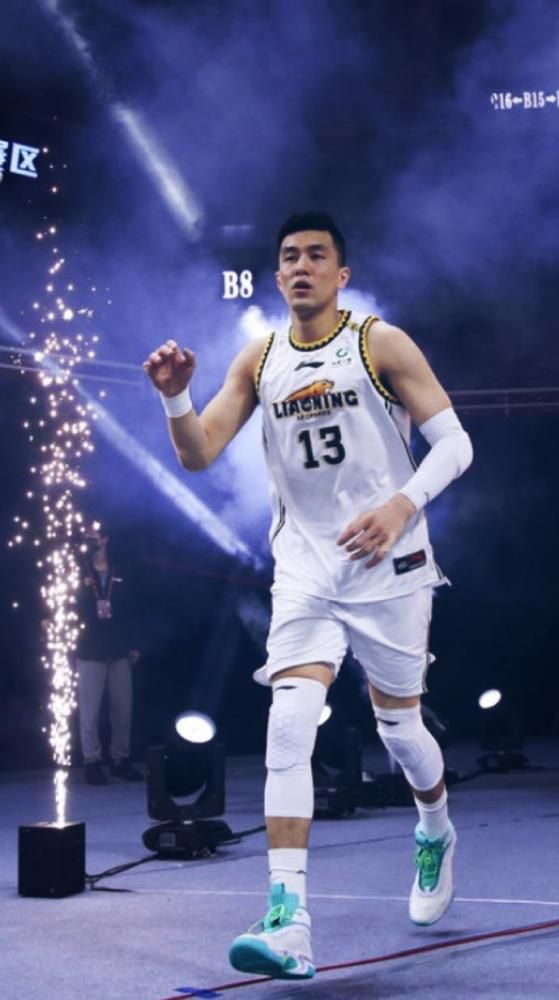 藤白桃羽